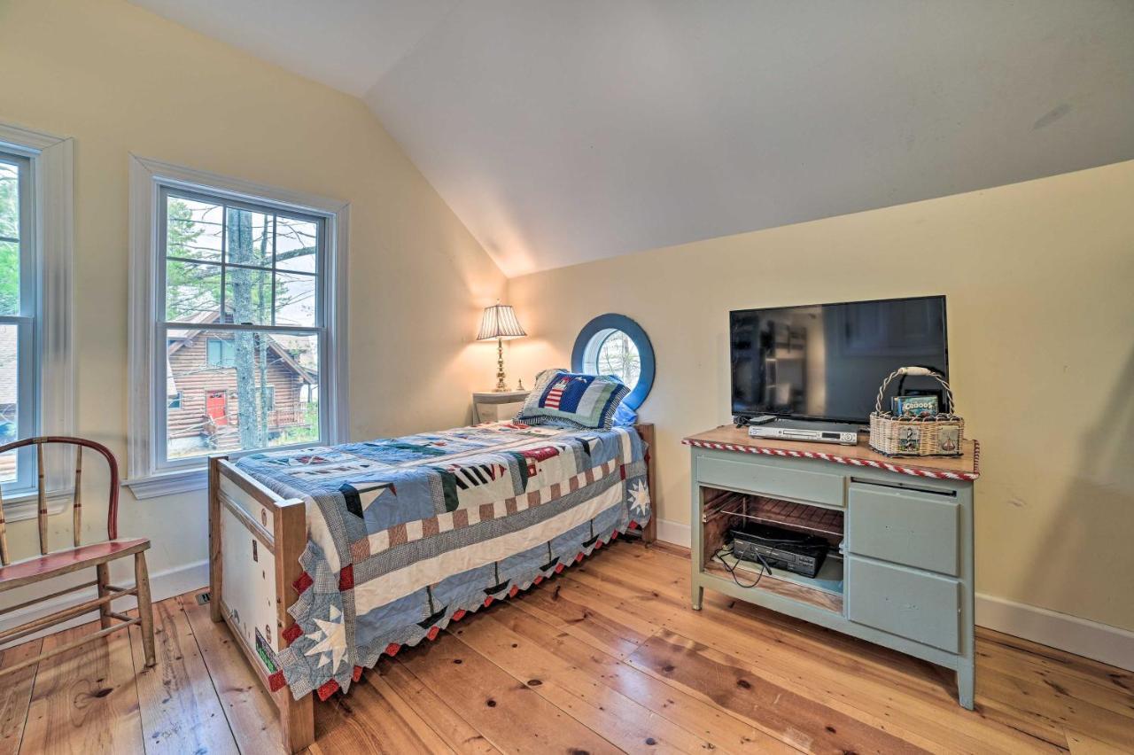 Waterfront Cheboygan Home With Fire Pit Esterno foto